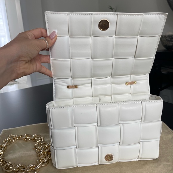 White shoulder bag - Picture 3 of 10